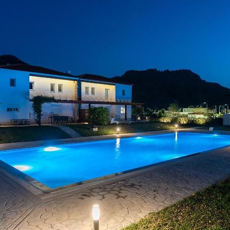 Villa Christalia Kolýmbia Eksteriør bilde