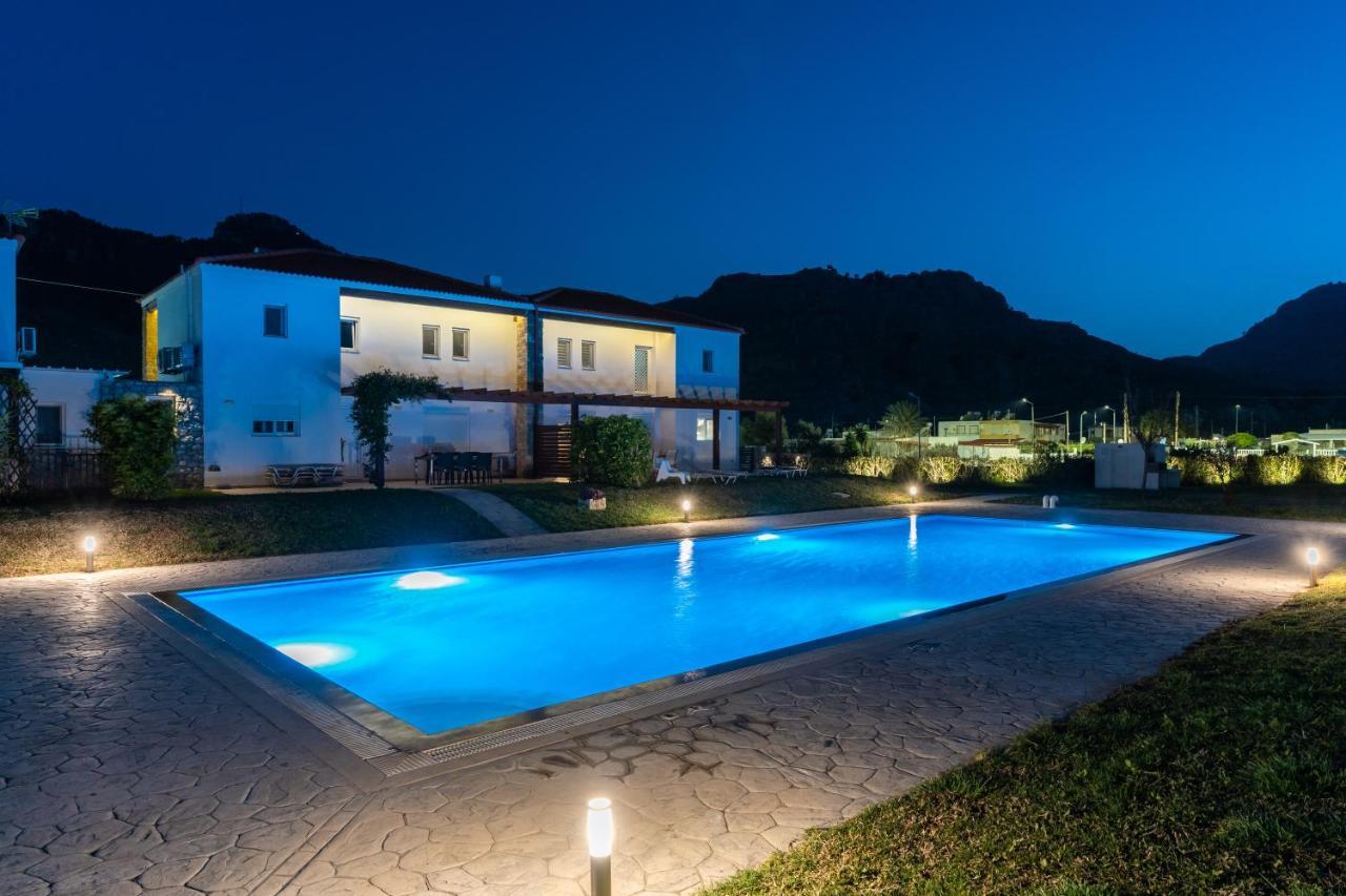 Villa Christalia Kolýmbia Eksteriør bilde